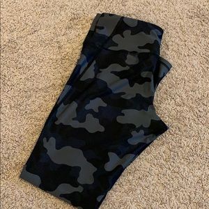 Camo leggings